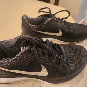 Nike Men's Black Running Shoes